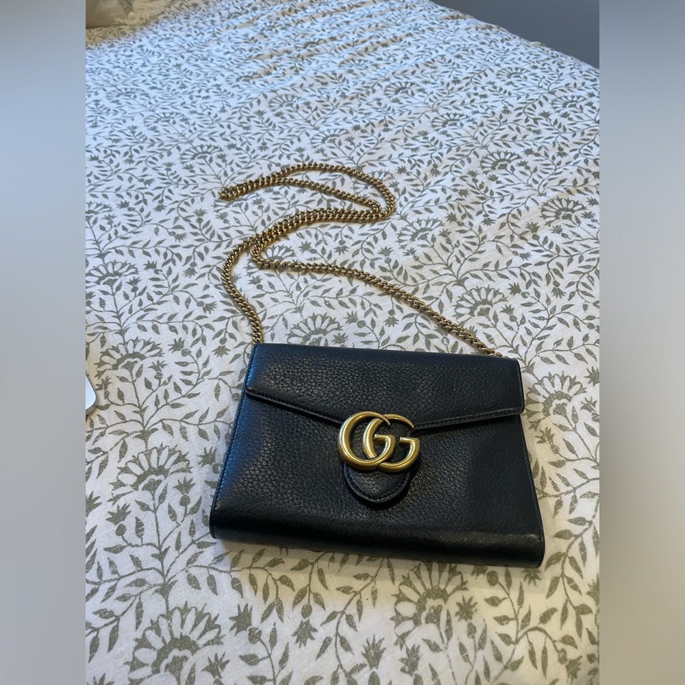 Black Gucci Marmont Wallet Crossbody